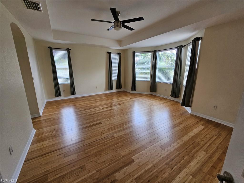 VALENCIA COUNTRY CLUB - Residential Lease