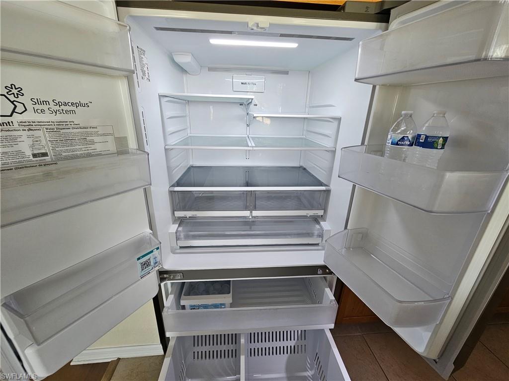 VALENCIA COUNTRY CLUB - Residential Lease