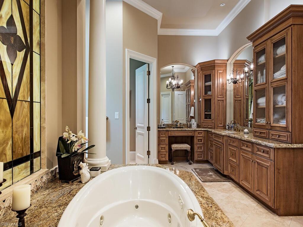 BELLO LAGO - Residential