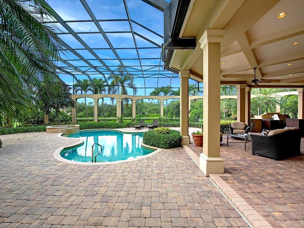 BELLO LAGO - Residential