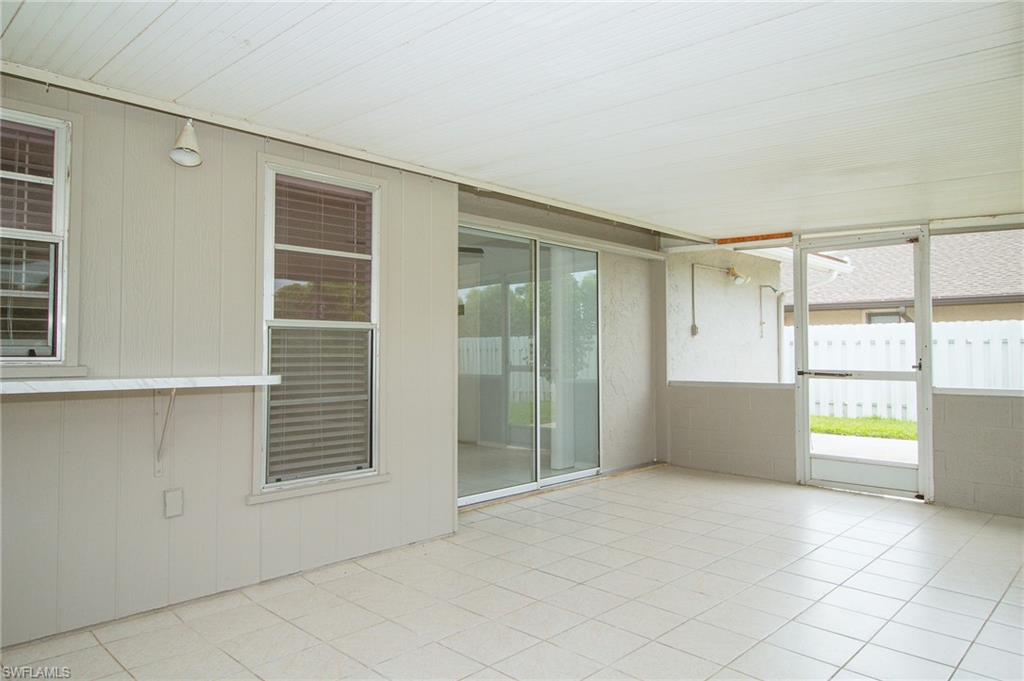 CAPE CORAL - Residential