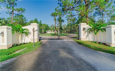 131 25th ST SW NAPLES FL 34117