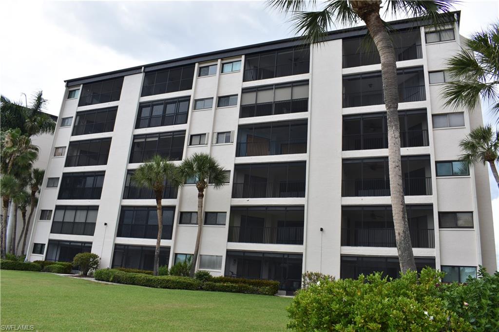 PARKWAY CONDO - Residential Lease