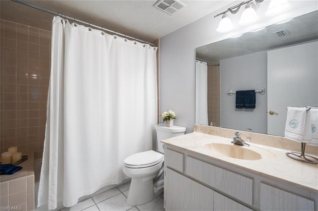 COURTWOOD - Residential