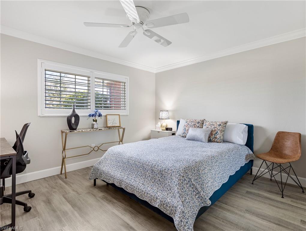 MYERLEE ESQUIRE COURTS CONDO - Residential