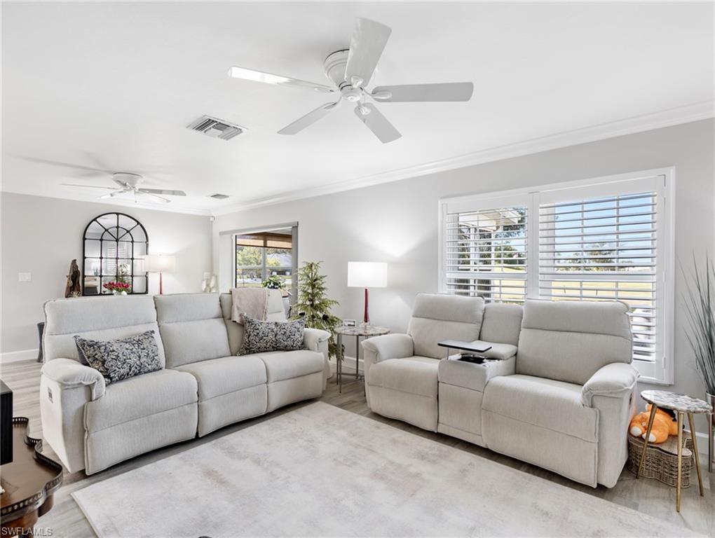 MYERLEE ESQUIRE COURTS CONDO - Residential