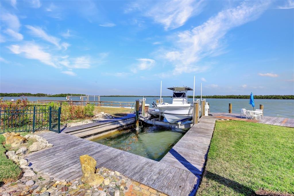 MARCO ISLAND - Residential