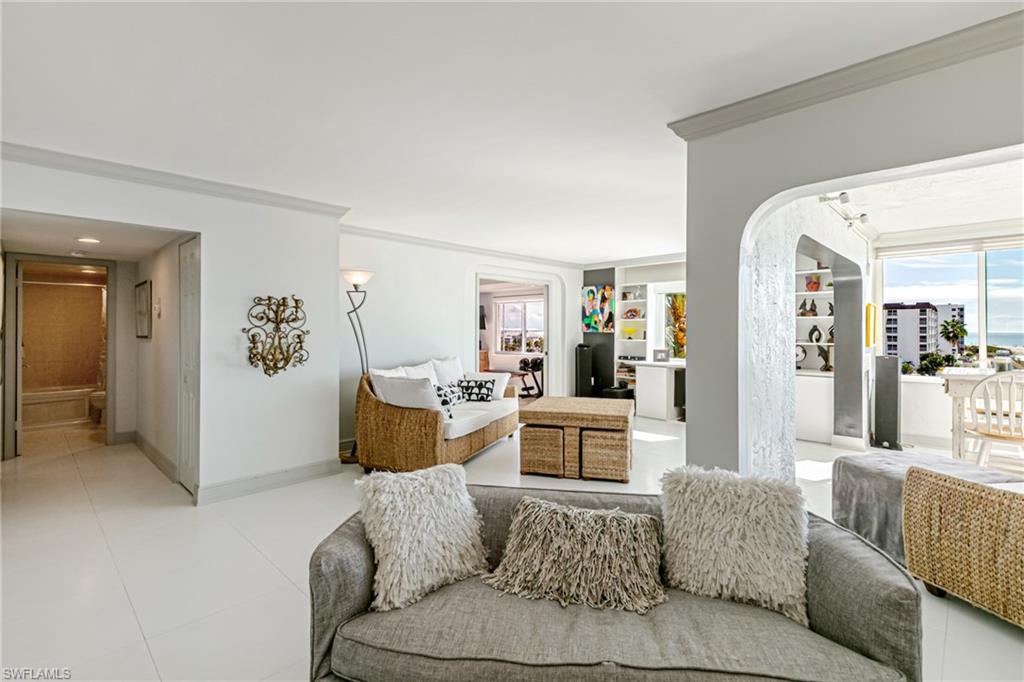 SANDARAC CONDO - Residential