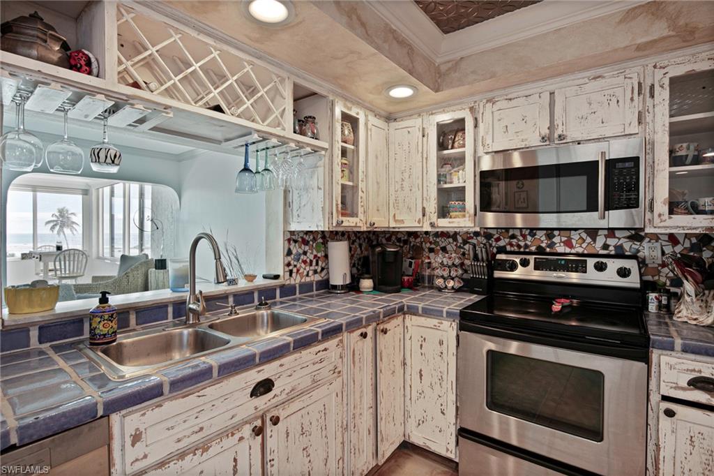 SANDARAC CONDO - Residential