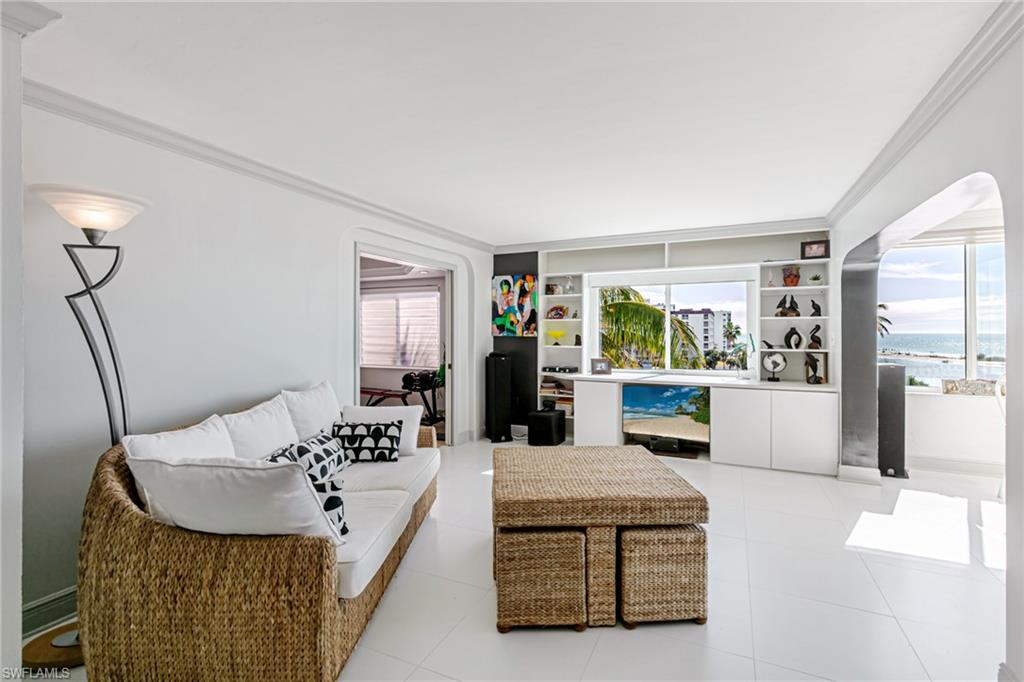 SANDARAC CONDO - Residential