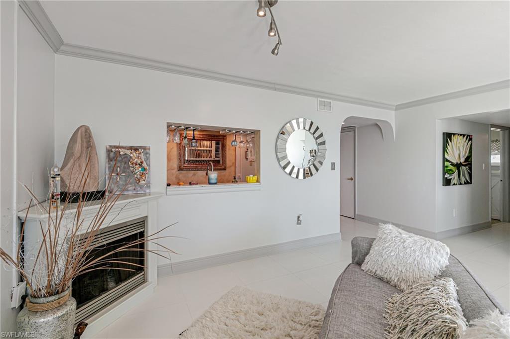 SANDARAC CONDO - Residential