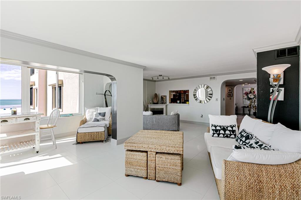 SANDARAC CONDO - Residential