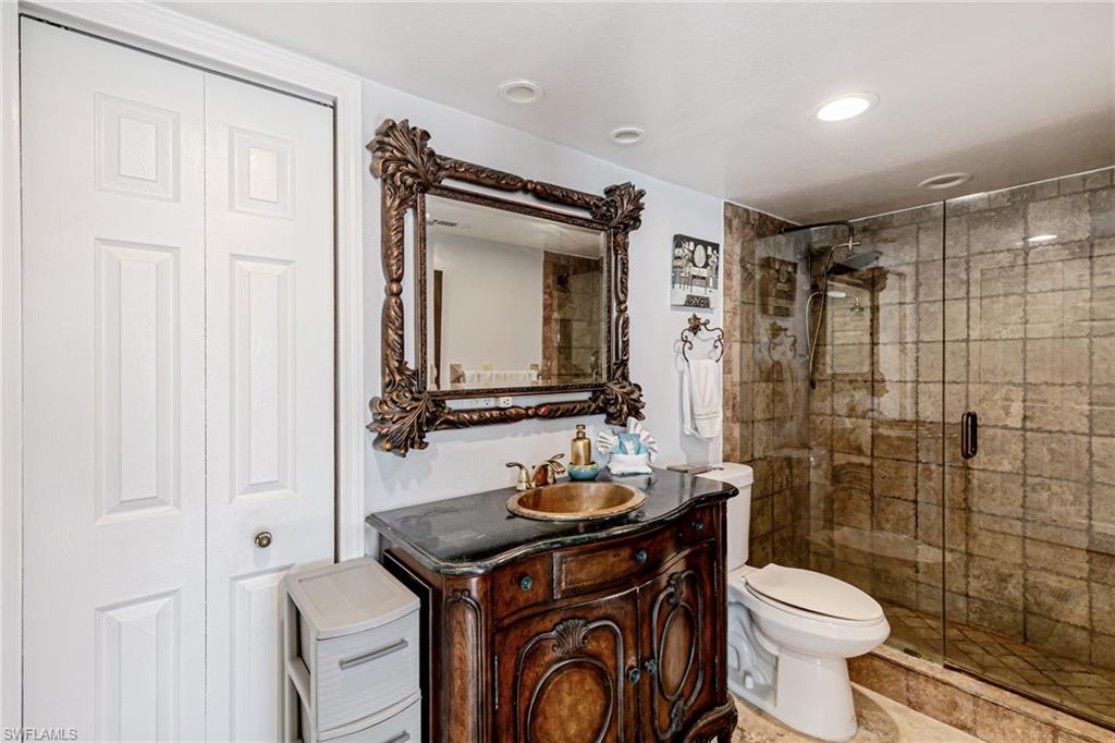 SANDARAC CONDO - Residential