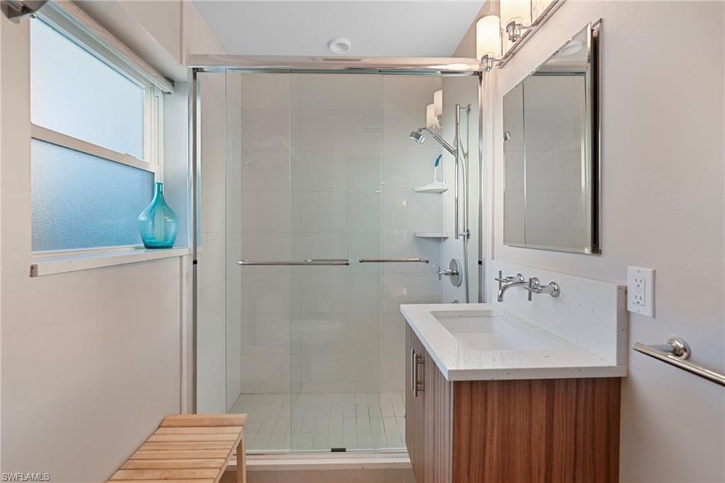 GARDEN COURT - Residential