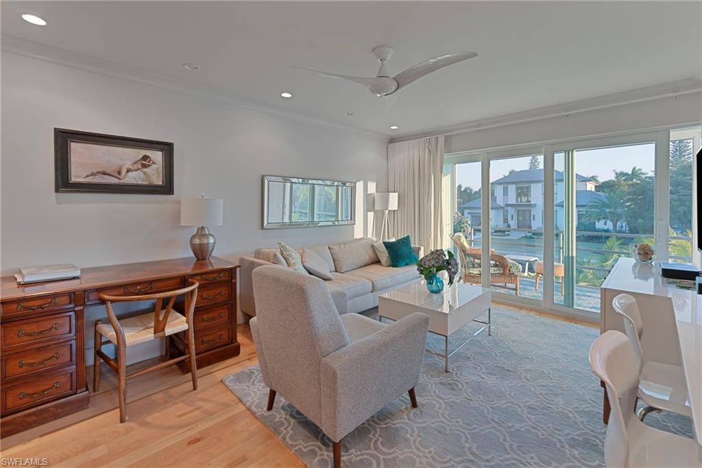 GARDEN COURT - Residential