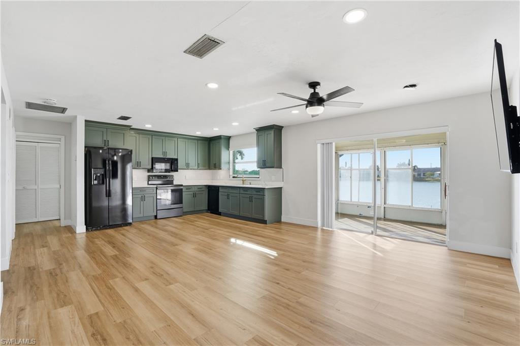 SOUTH POINTE SOUTH - Residential