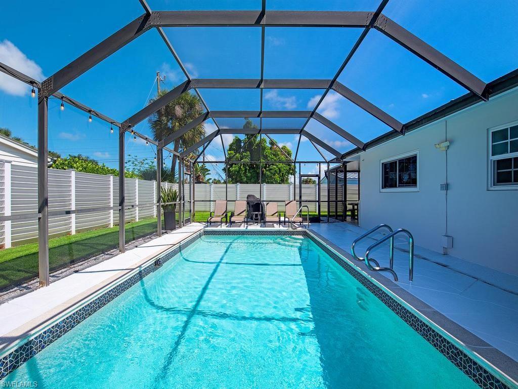 Properties 1195 14th AVE N