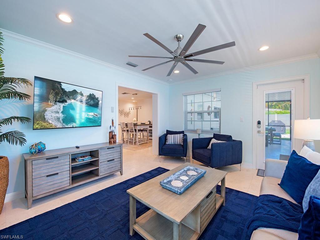 LAKE PARK - Residential