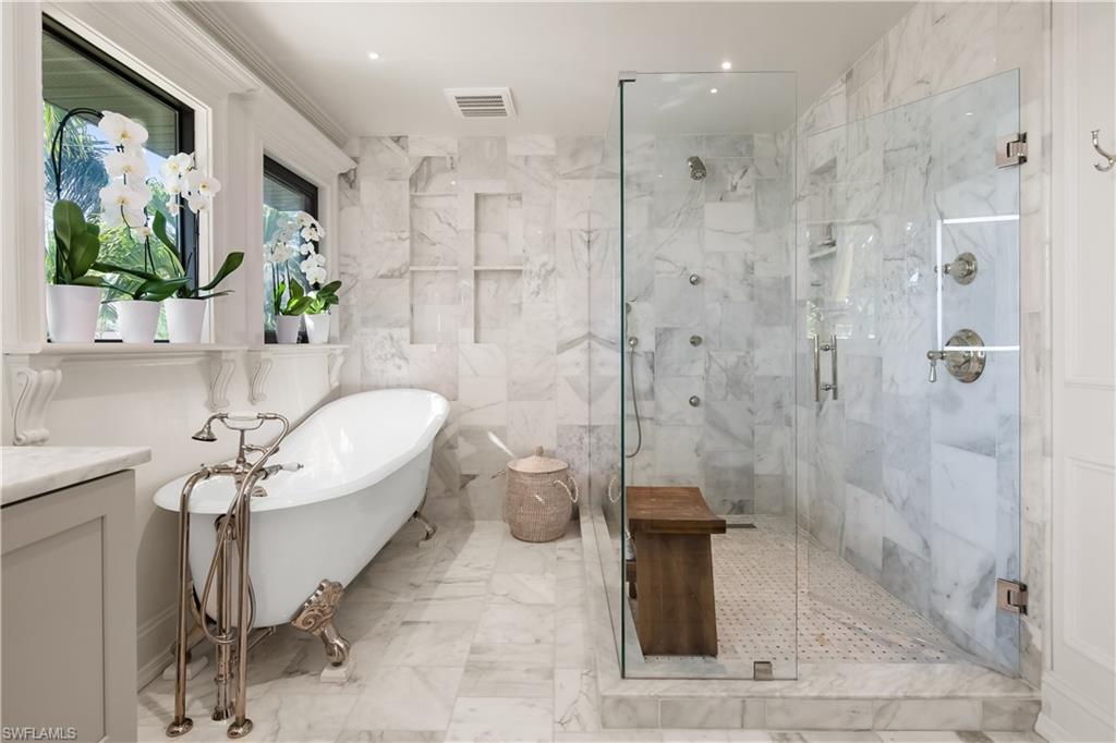 ROYAL HARBOR - Residential