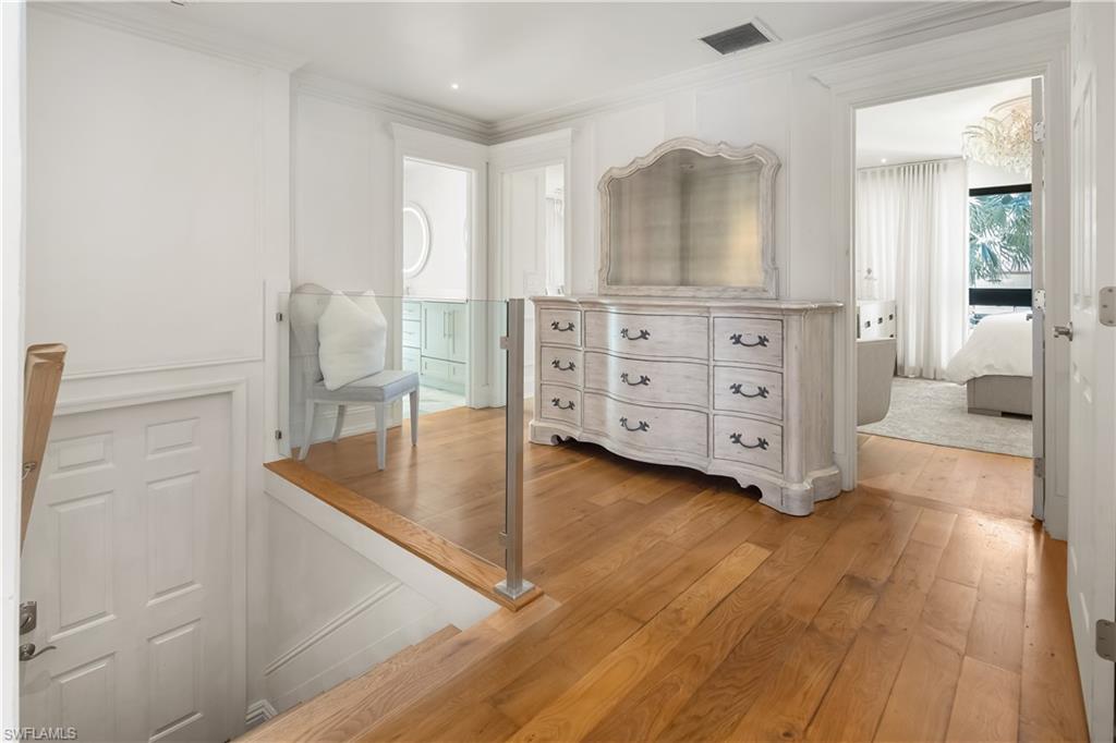 ROYAL HARBOR - Residential