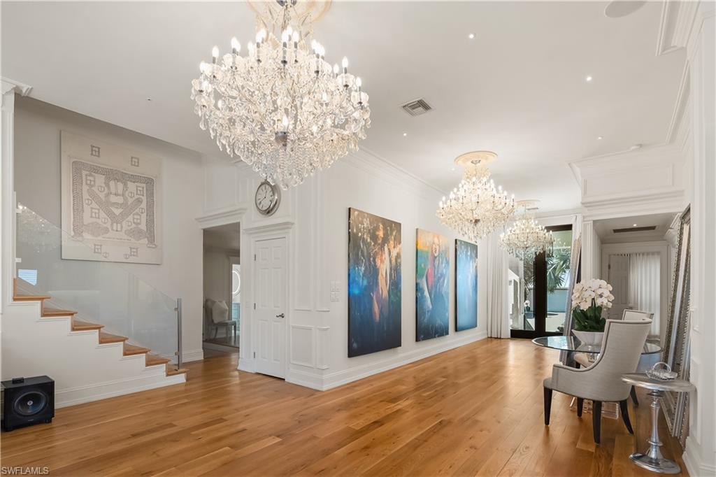 ROYAL HARBOR - Residential