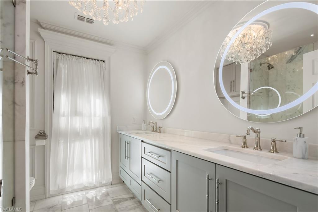 ROYAL HARBOR - Residential