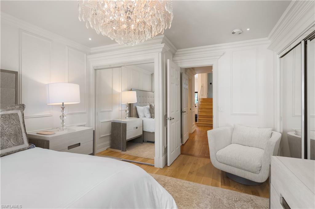 ROYAL HARBOR - Residential