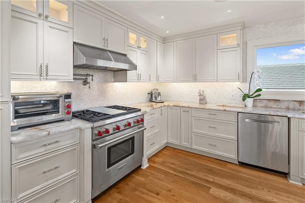 ROYAL HARBOR - Residential