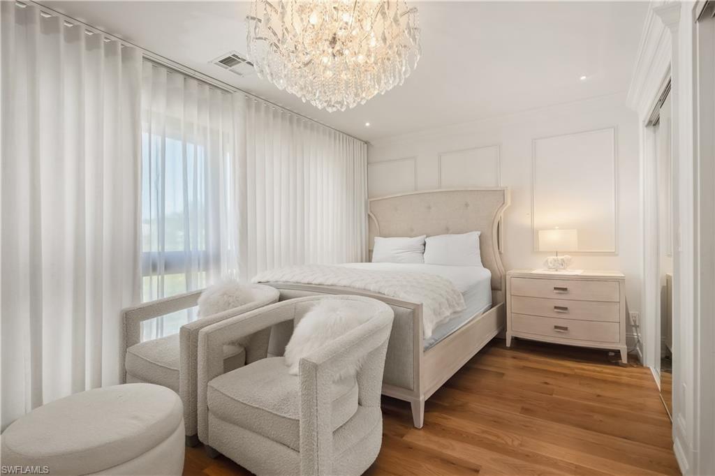 ROYAL HARBOR - Residential