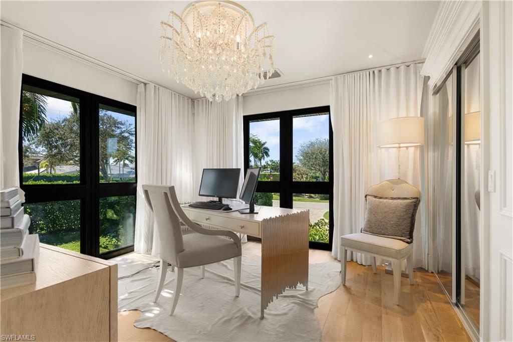 ROYAL HARBOR - Residential