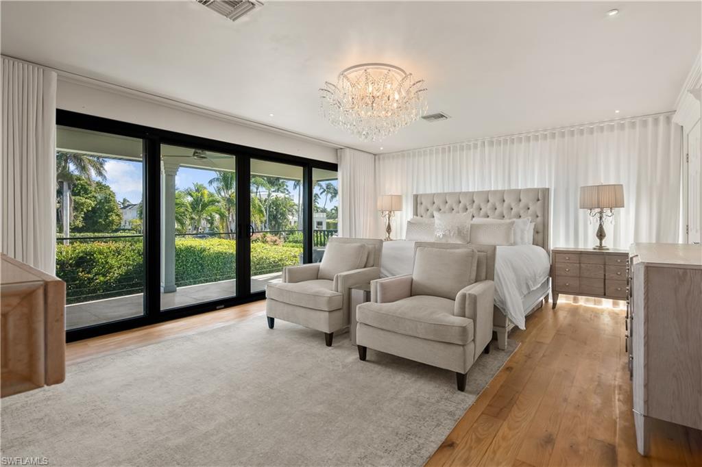 ROYAL HARBOR - Residential