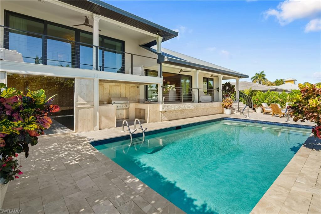 ROYAL HARBOR - Residential