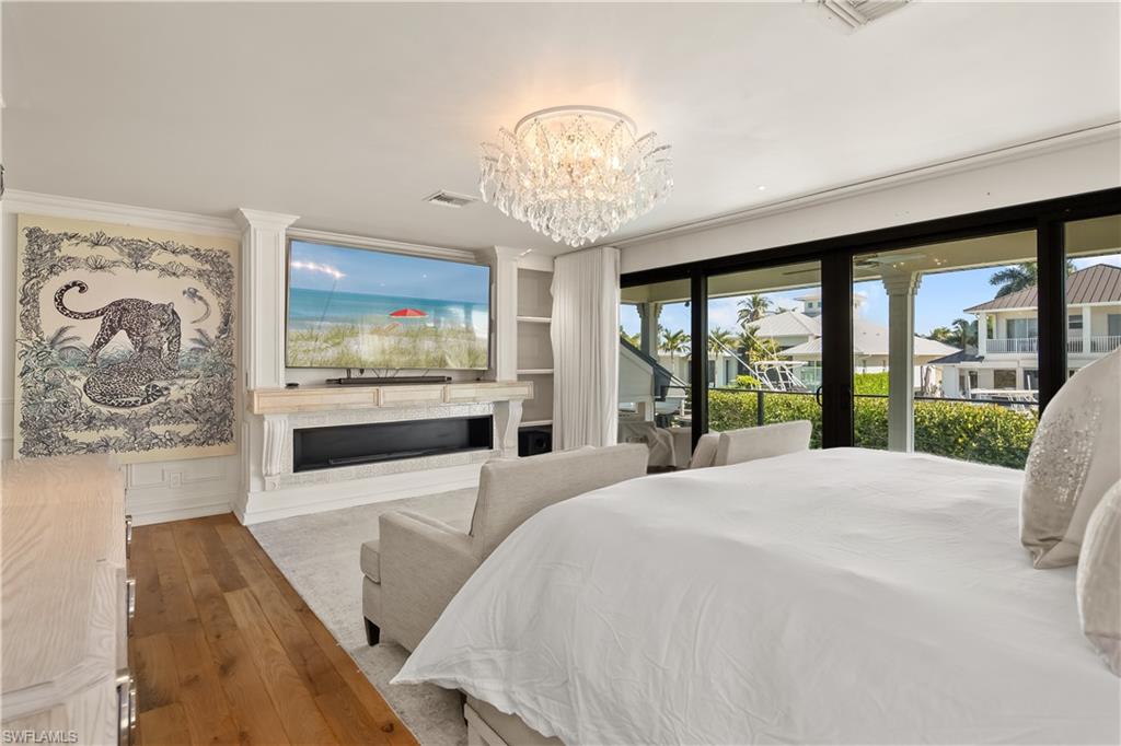 ROYAL HARBOR - Residential