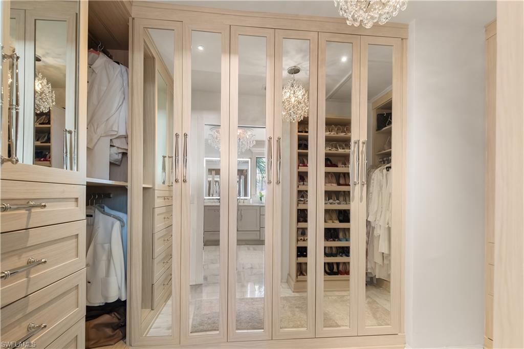 ROYAL HARBOR - Residential