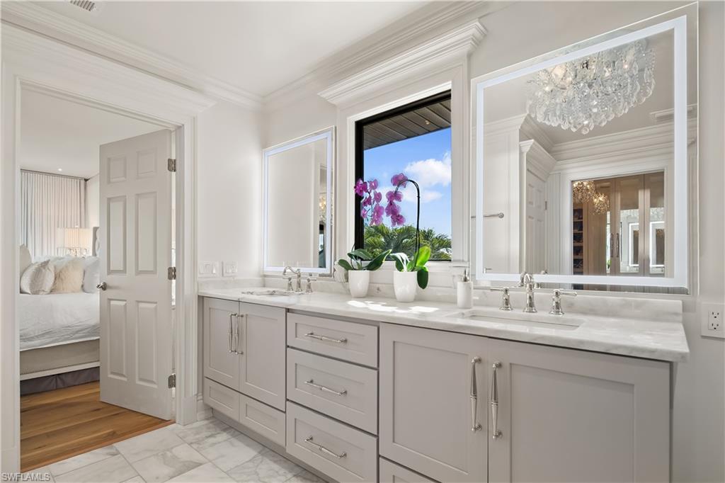 ROYAL HARBOR - Residential