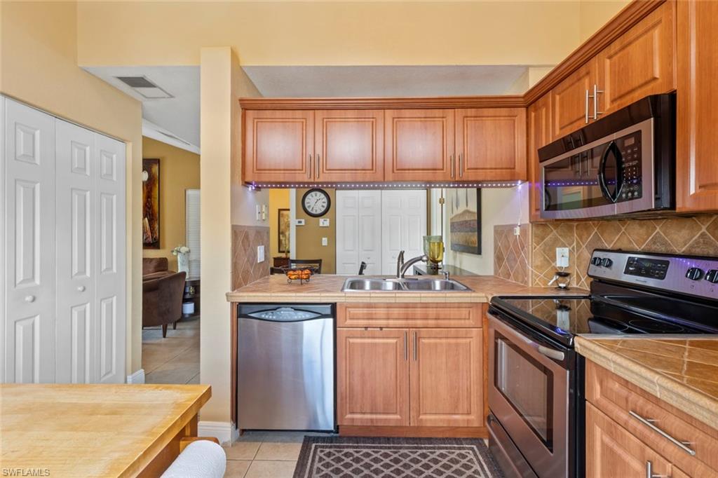 RENAISSANCE VILLAGE - Residential