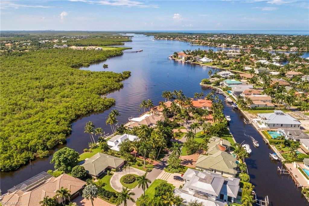 ROYAL HARBOR - Residential