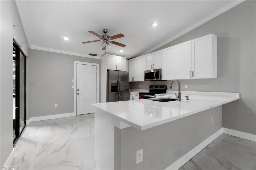 ISLAND PARK VILLAGE - Residential Lease