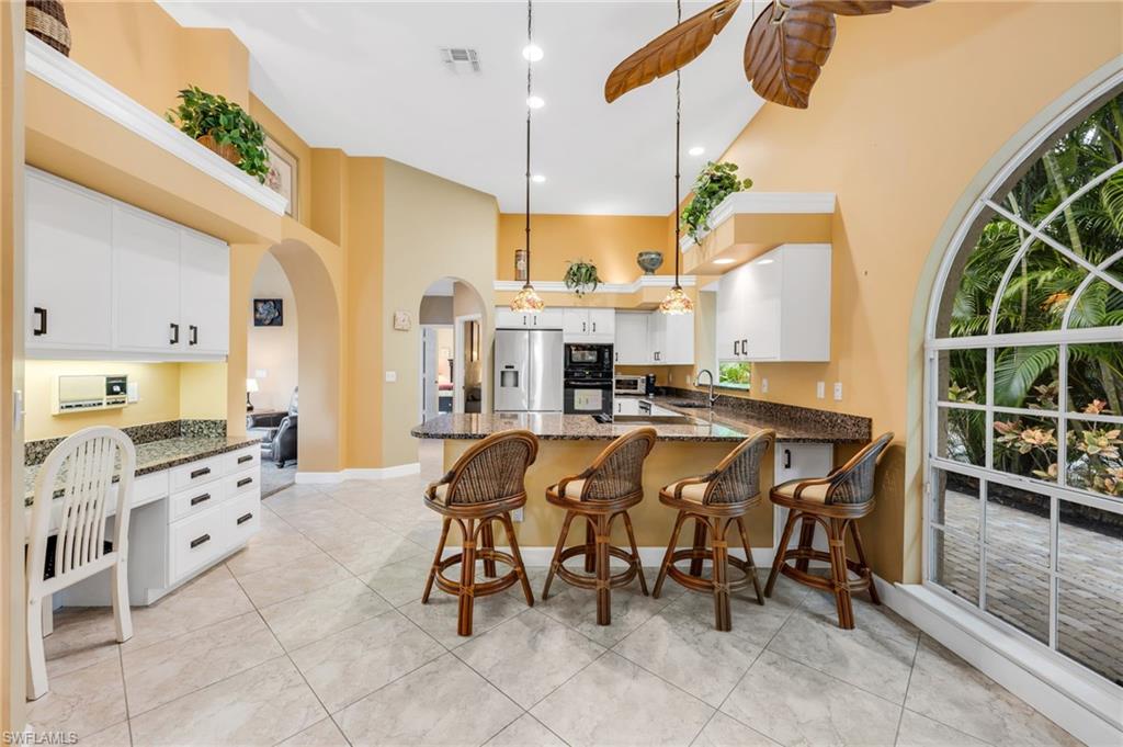 VANDERBILT LAKES - Residential