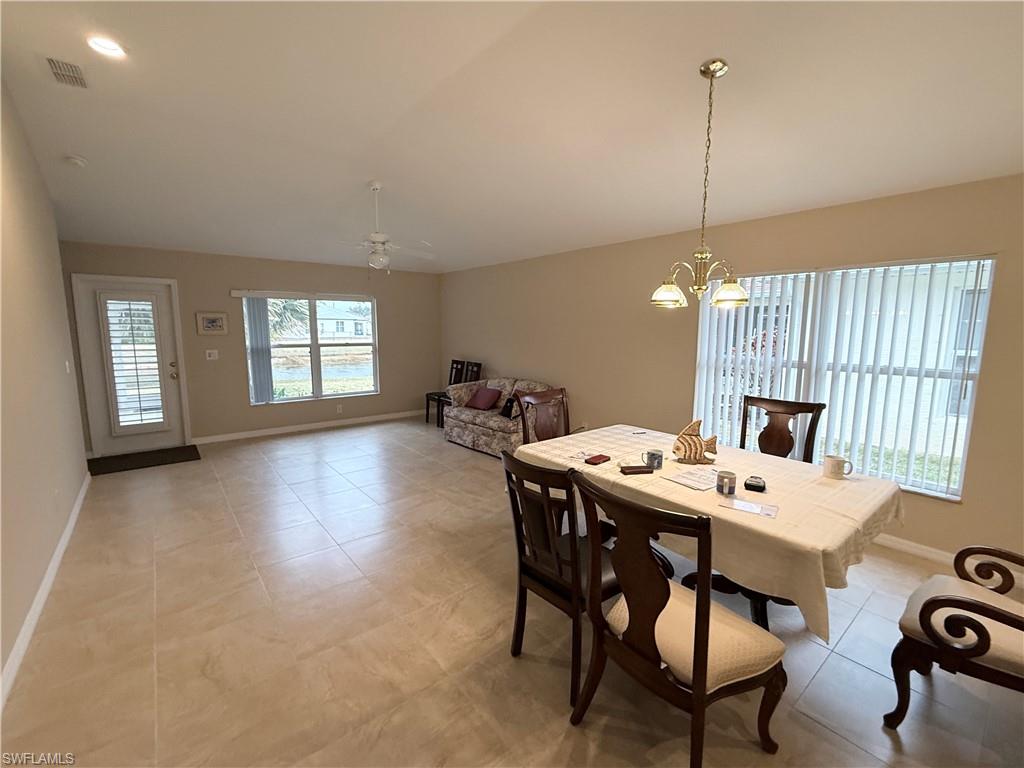 TOWN LAKES - Residential