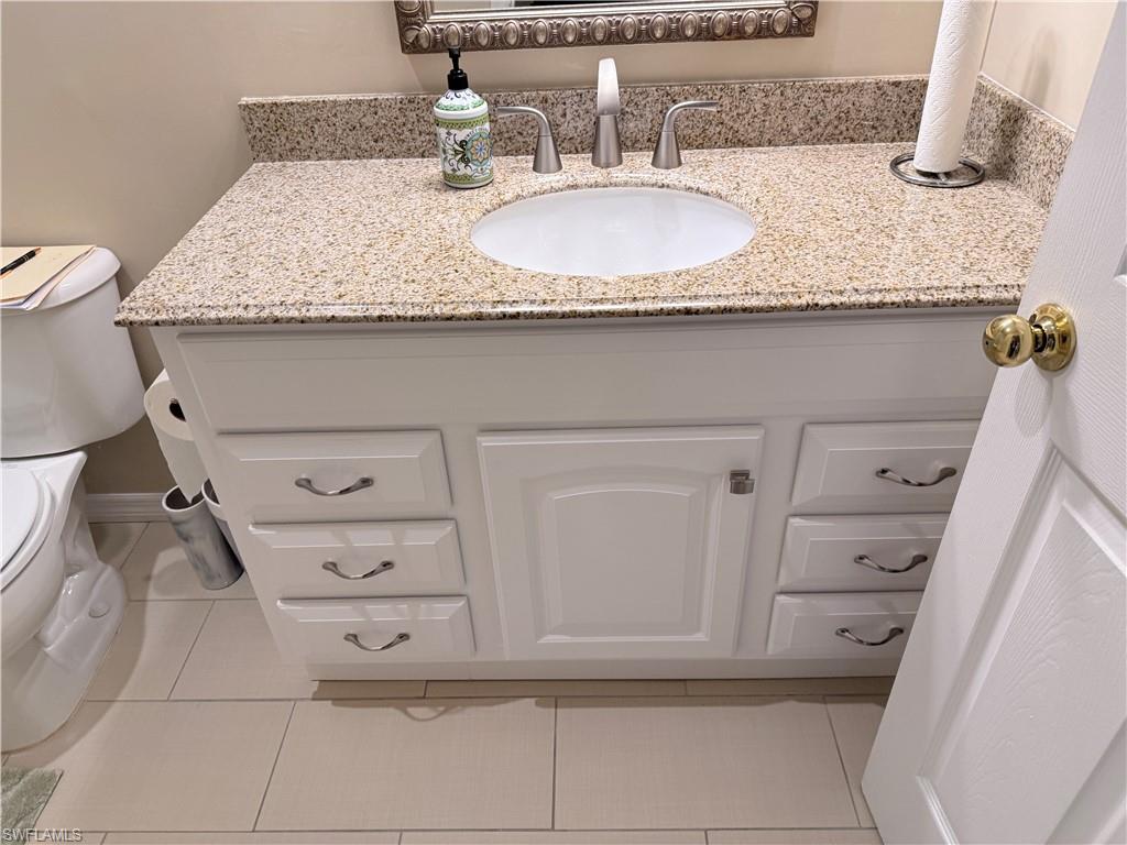 TOWN LAKES - Residential