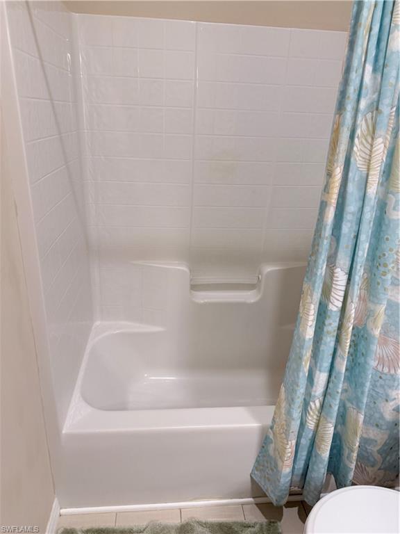 TOWN LAKES - Residential