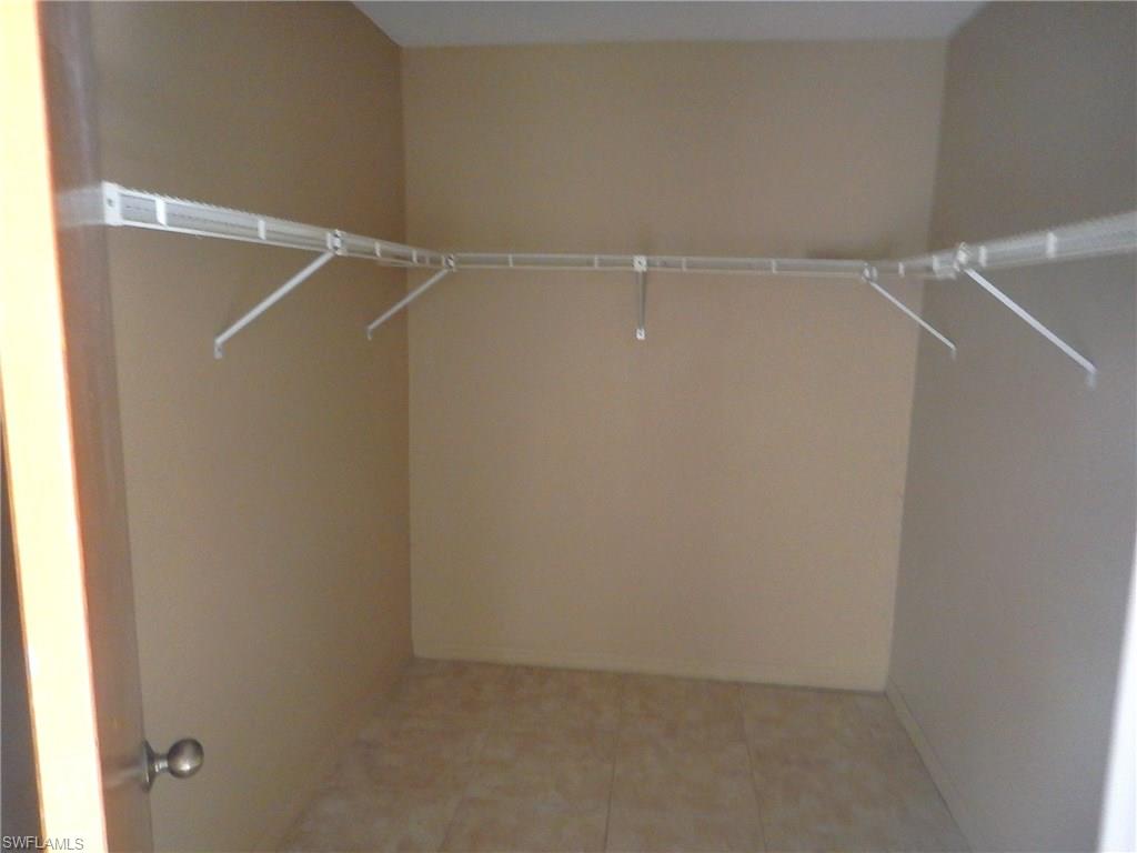 GOLDEN GATE CITY - Residential