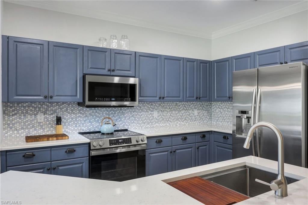 6355 Lexington CT 102