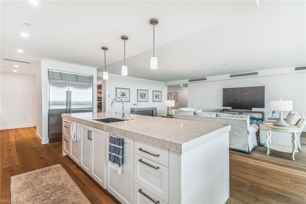 KALEA BAY TOWER 200 - Residential