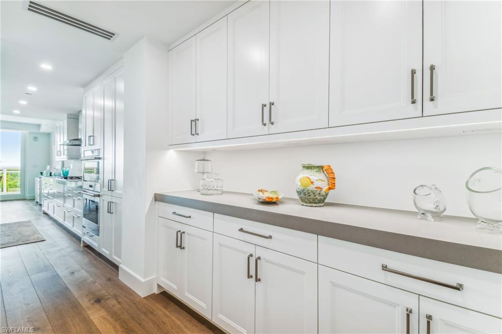 KALEA BAY TOWER 200 - Residential