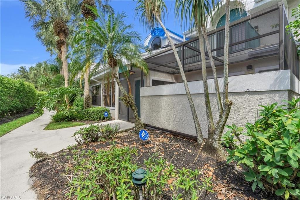 EMERALD WOODS - Residential