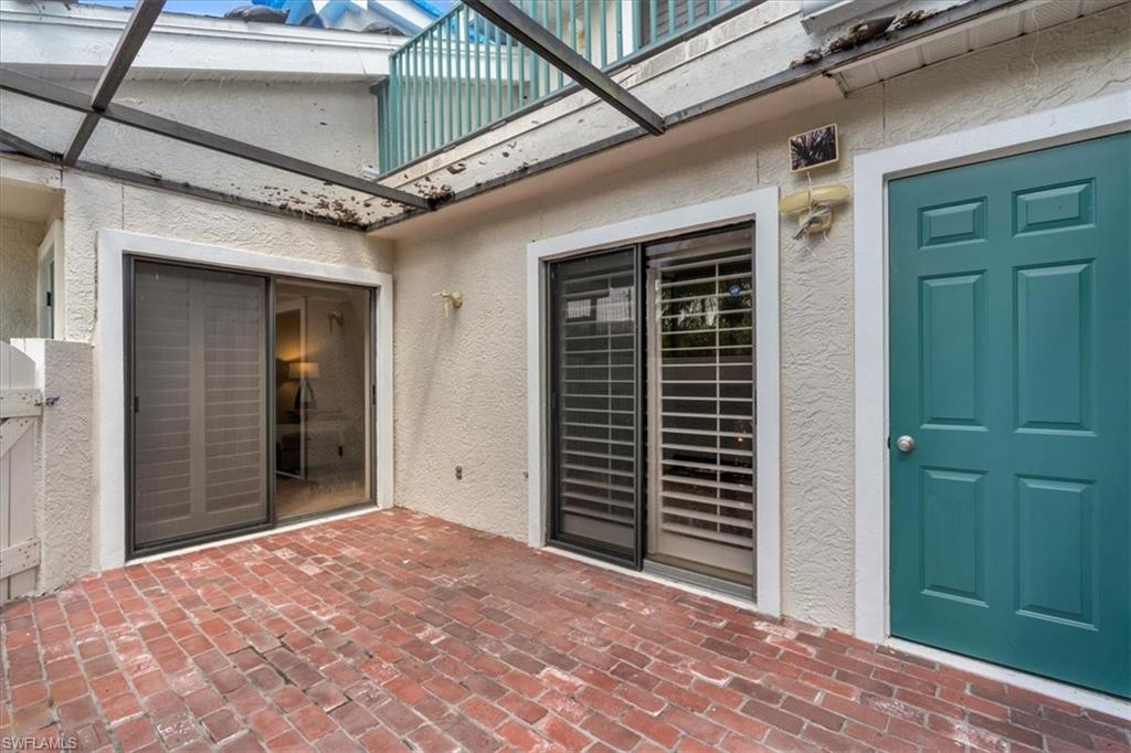 EMERALD WOODS - Residential