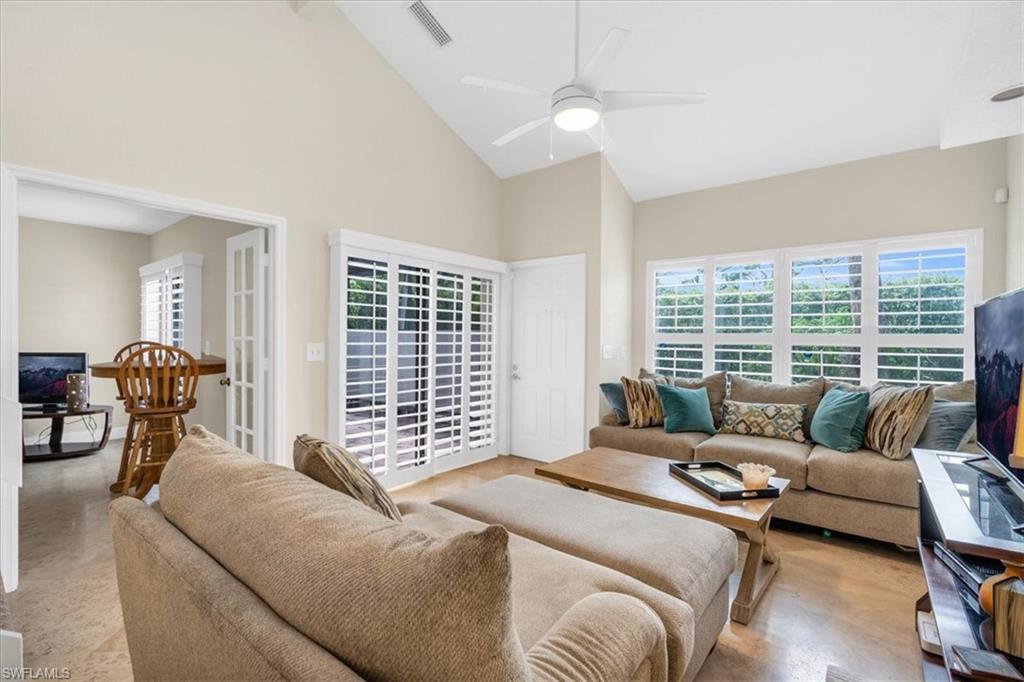 EMERALD WOODS - Residential