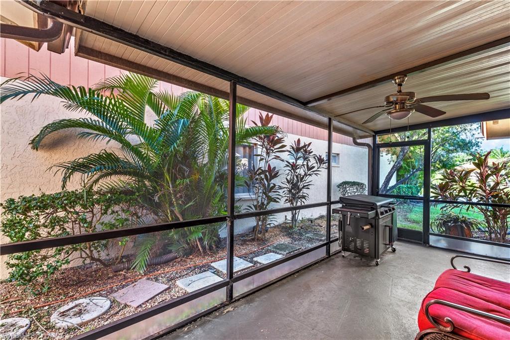 ROYAL WOODS - Residential